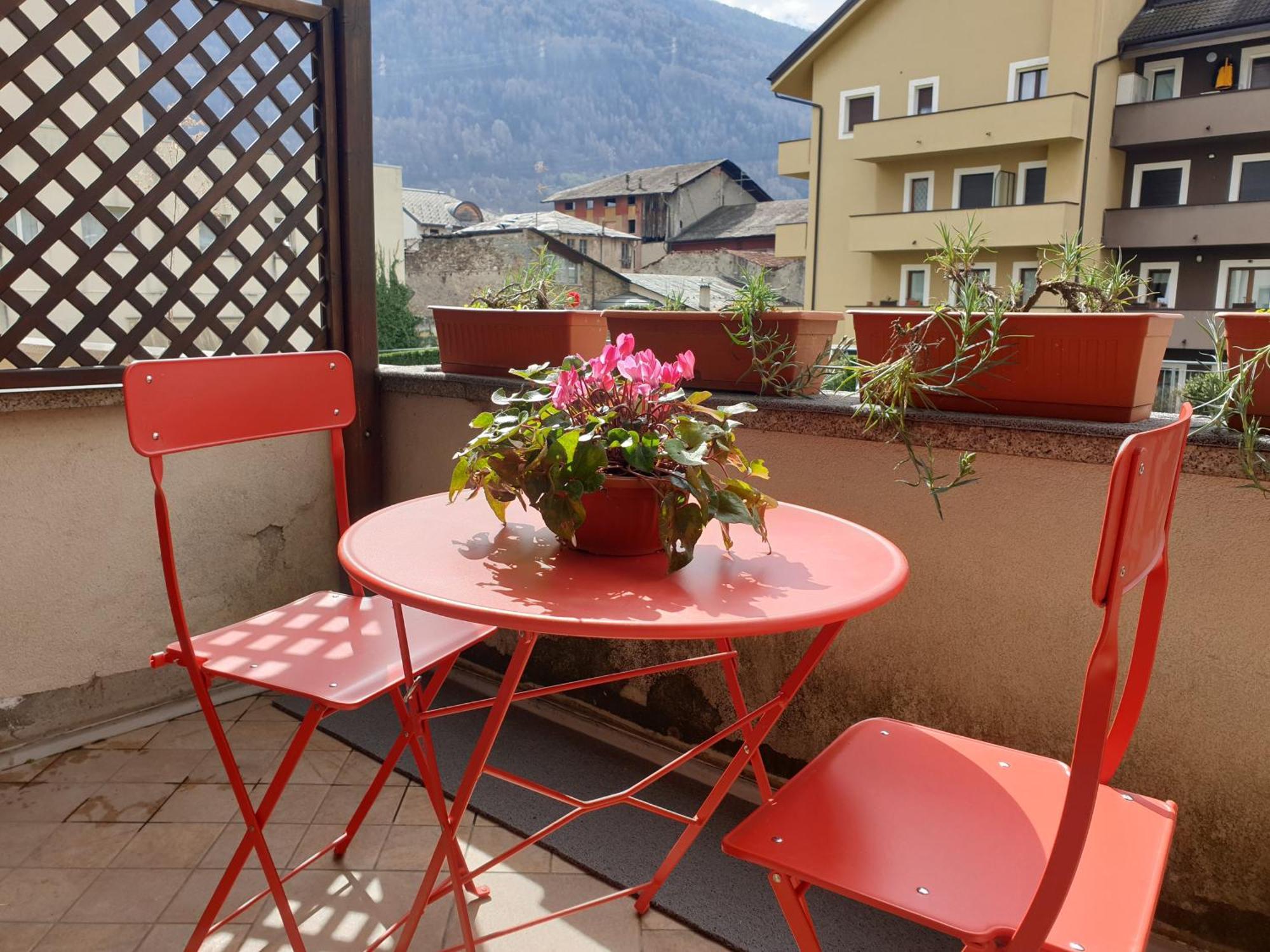 Il Rosone Apartment Tirano Exterior foto